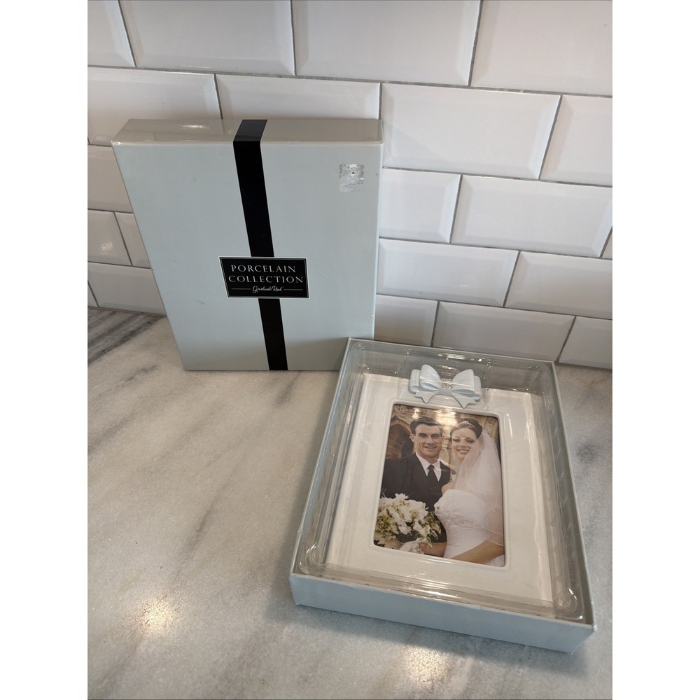 Vintage Grasslands Road Porcelain Wedding Picture Frame New In The Box GWB005